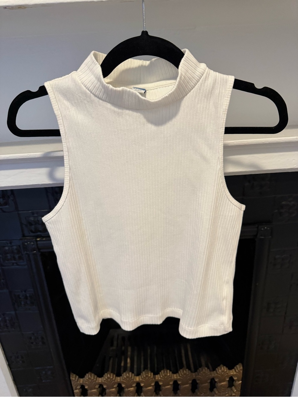 Old Navy Ribbed Mock Neck Sleeveless Tank - Cream